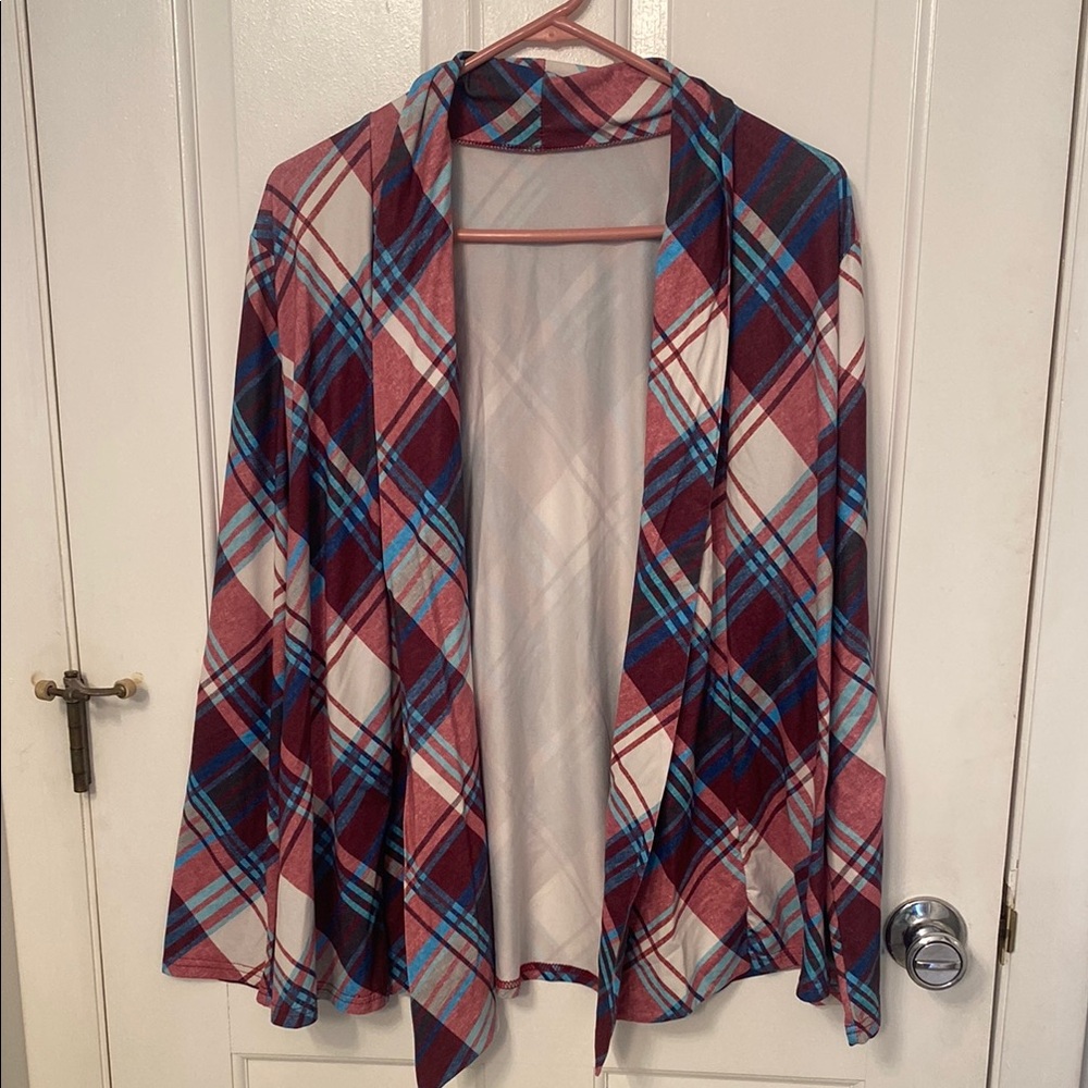 Cute cardigan with elbow details